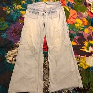 Hollister wide leg beachy jeans